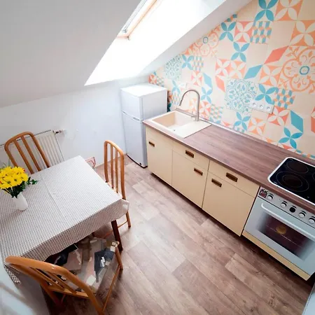 Family Apartments In Vrchlabi, Giant Mountains - Pension 220 Guest house 3*
