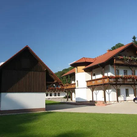 Family Apartments In Vrchlabi, Giant Mountains - Pension 220 Guest house