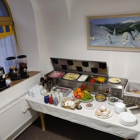 Family Apartments In Vrchlabi, Giant Mountains - Pension 220 3* Vrchlabi